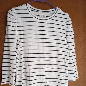 Maurices women puff sleeve 24/7 blouse